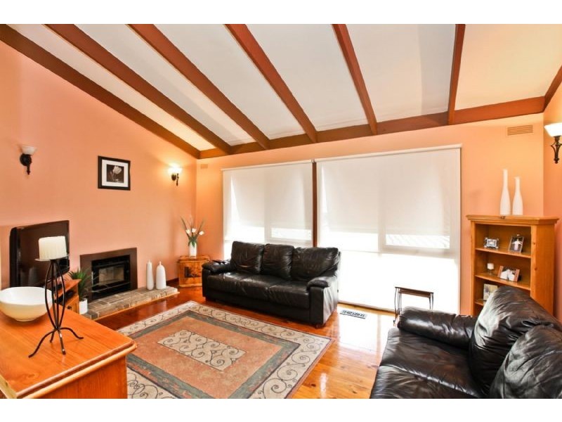 90 Kenny Street, Attwood VIC 3049