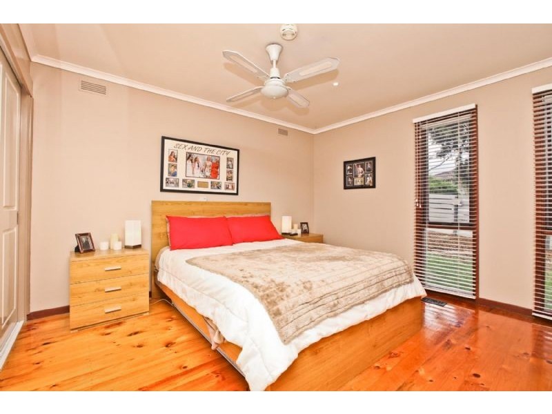 90 Kenny Street, Attwood VIC 3049