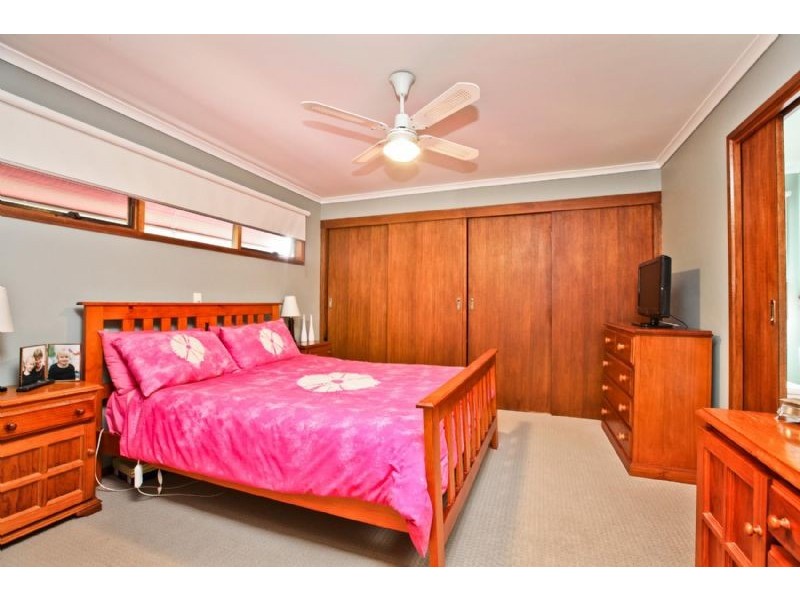 90 Kenny Street, Attwood VIC 3049