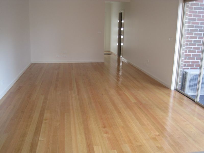 1/3 South Road, Airport West VIC 3042