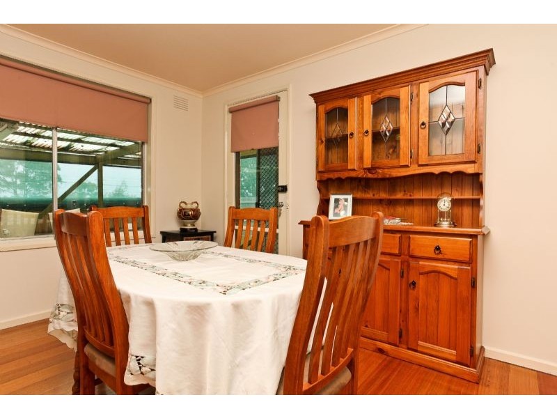 7 Ballard Close, Gladstone Park VIC 3043