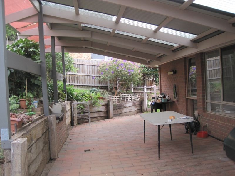 5 Cannes Court, Greenvale VIC 3059