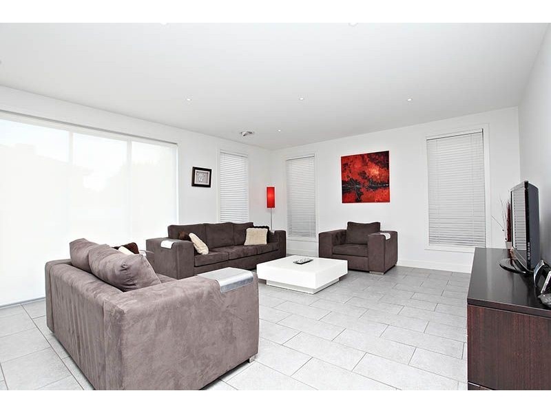 20 Cobblestone Drive, Attwood VIC 3049