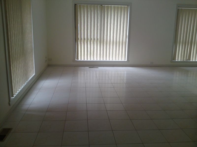 20 Hillcrest Drive, Westmeadows VIC 3049