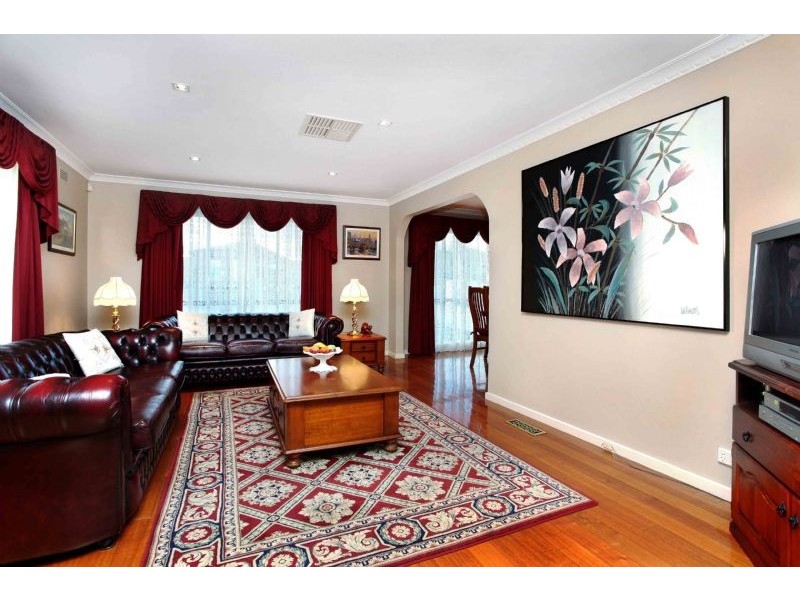 31 Shawlands Drive, Tullamarine VIC 3043