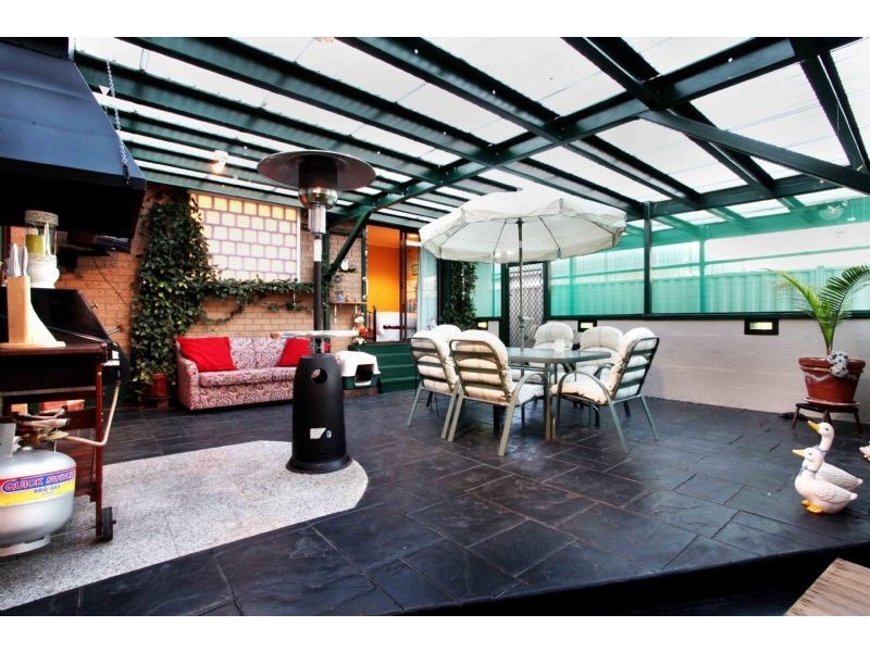 31 Shawlands Drive, Tullamarine VIC 3043