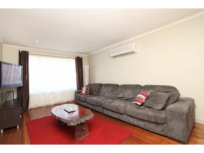 103 Carrick Drive, Gladstone Park VIC 3043