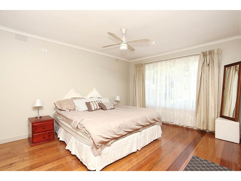 103 Carrick Drive, Gladstone Park VIC 3043