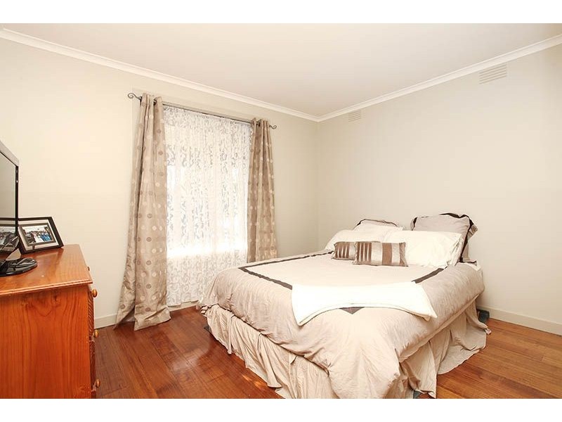 103 Carrick Drive, Gladstone Park VIC 3043