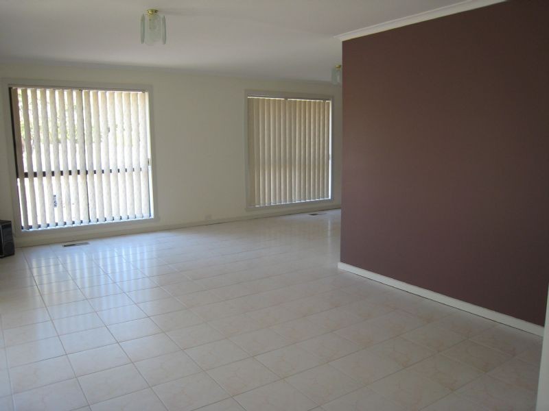 20 Hillcrest drive, Westmeadows VIC 3049