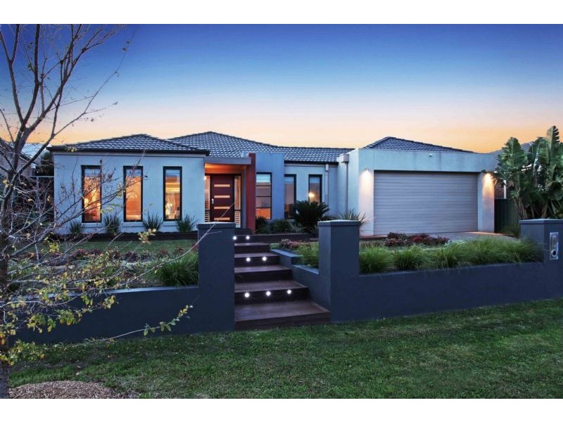 15 Gatehouse Drive, Attwood VIC 3049