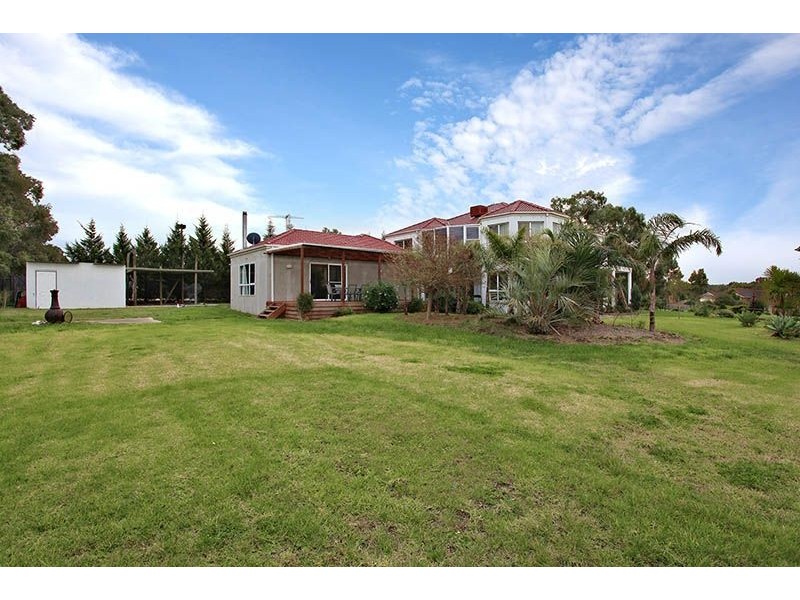 4 Cliveden Court, Greenvale VIC 3059