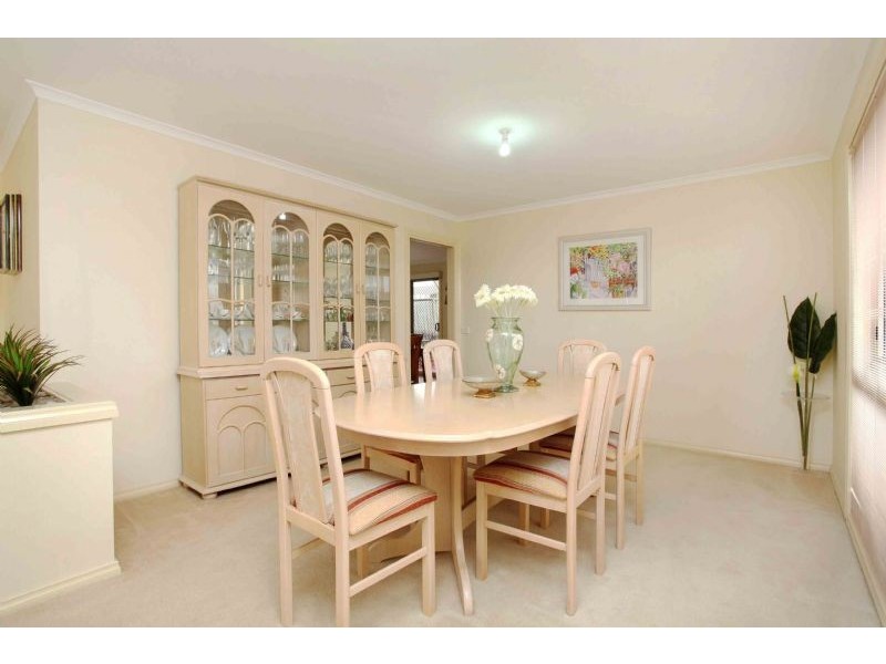 14 Piccadilly Court, Greenvale VIC 3059