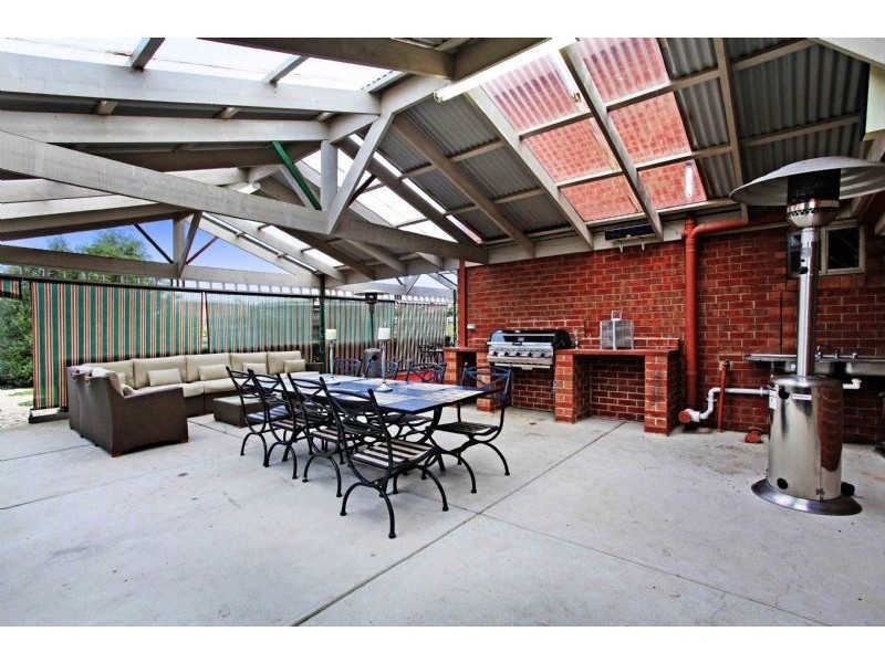 14 Piccadilly Court, Greenvale VIC 3059