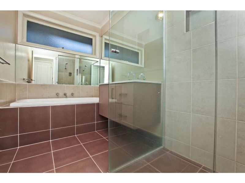 16 Ashford Crescent, Westmeadows VIC 3049
