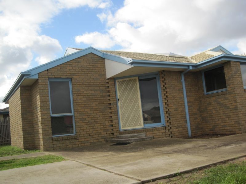 86 Bridgewater Road, Craigieburn VIC 3064