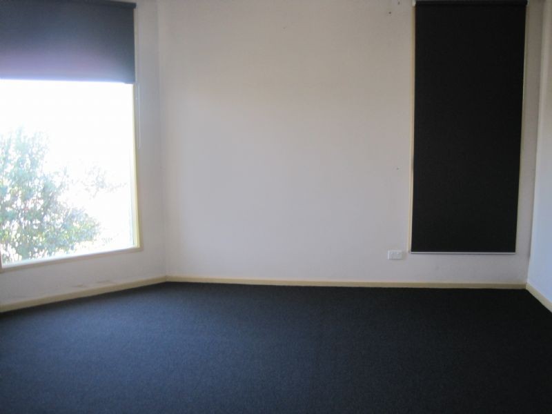 86 Bridgewater Road, Craigieburn VIC 3064