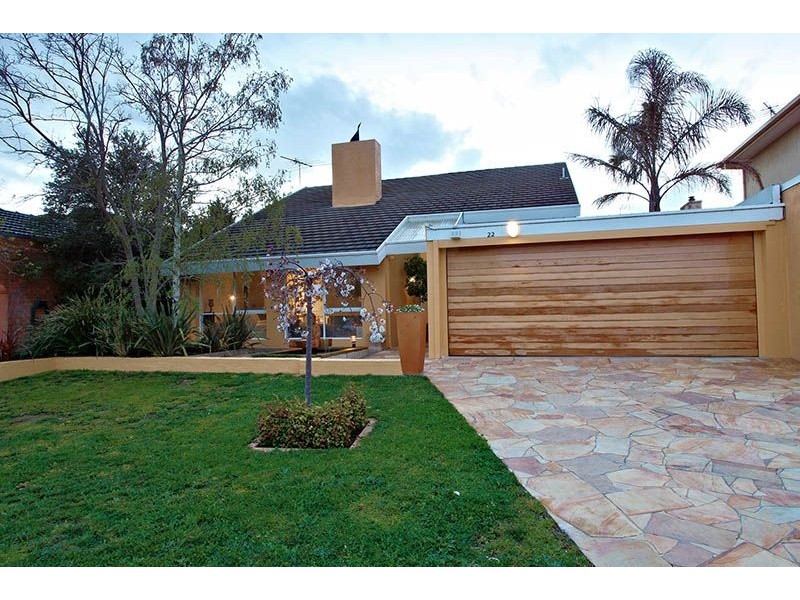 22 Normanby Drive, Greenvale VIC 3059
