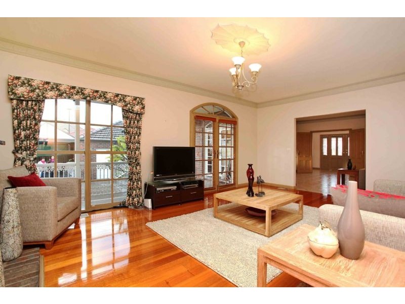 8 Boswell Court, Greenvale VIC 3059