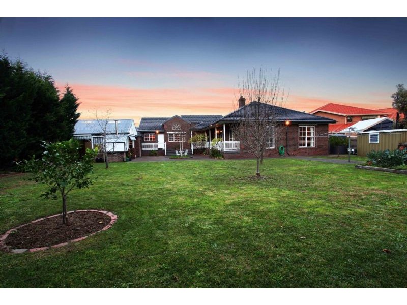 8 Boswell Court, Greenvale VIC 3059