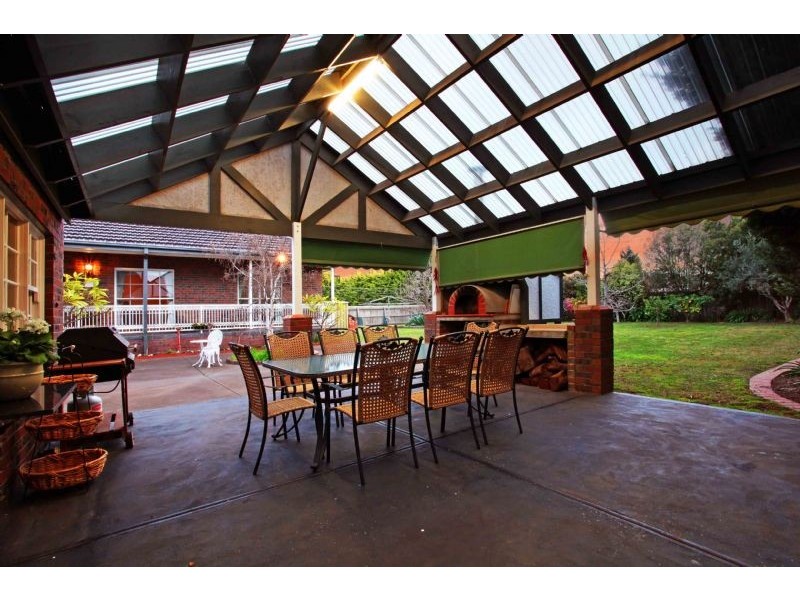 8 Boswell Court, Greenvale VIC 3059