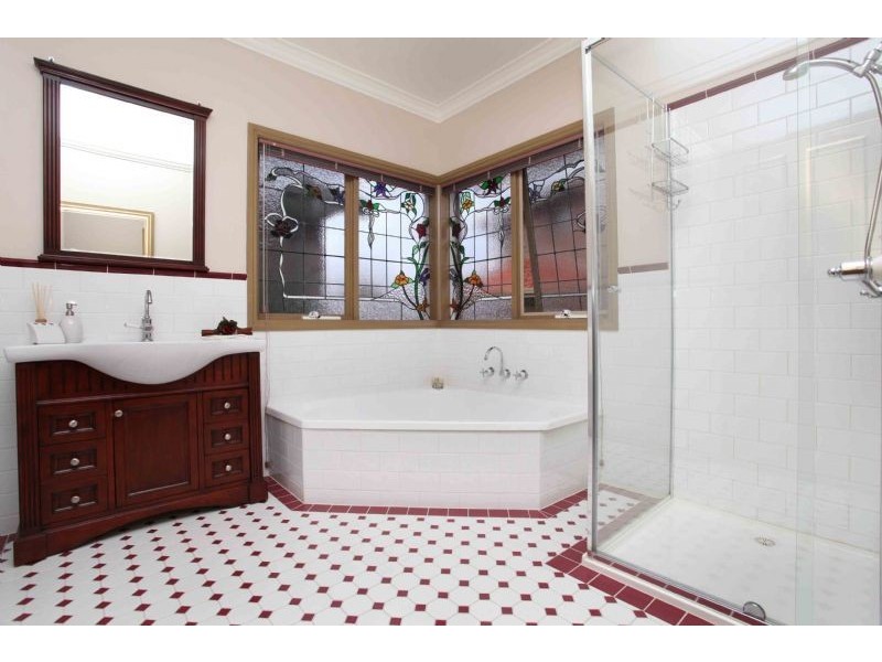 8 Boswell Court, Greenvale VIC 3059