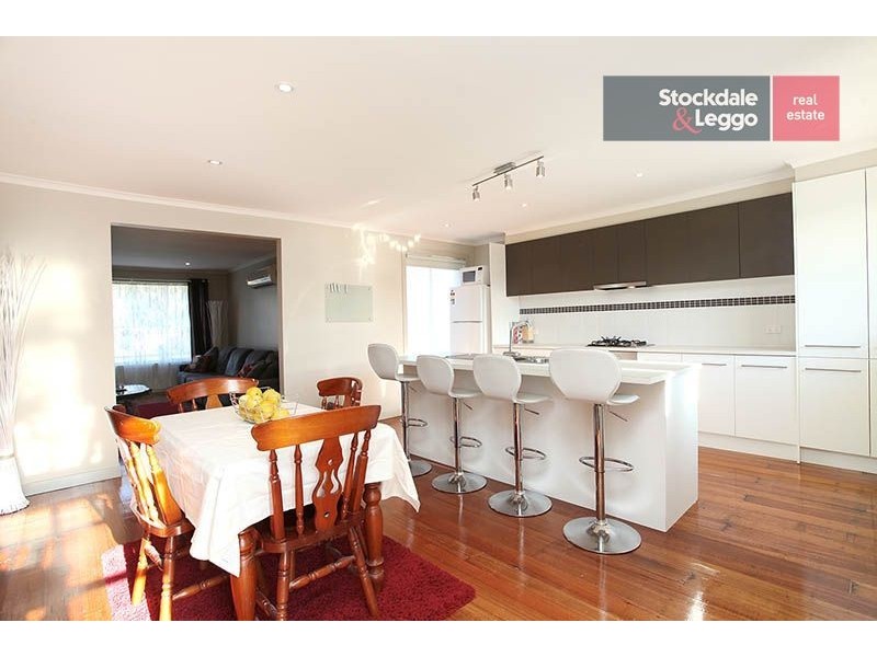 103 Carrick Drive, Gladstone Park VIC 3043