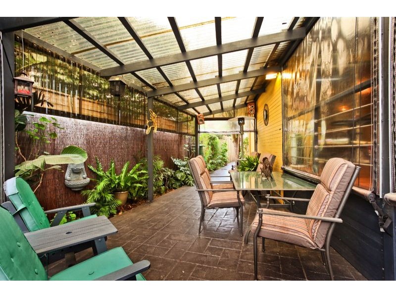 56 Wolverton Drive, Gladstone Park VIC 3043