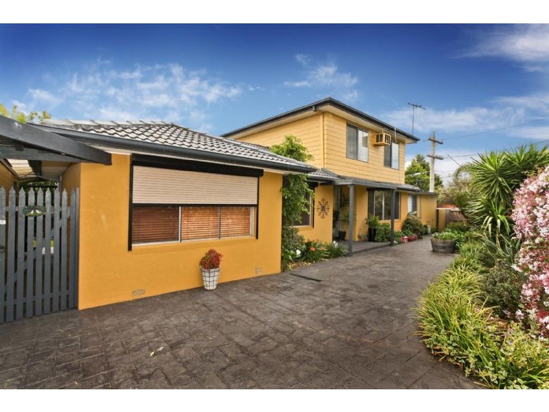 56 Wolverton Drive, Gladstone Park VIC 3043