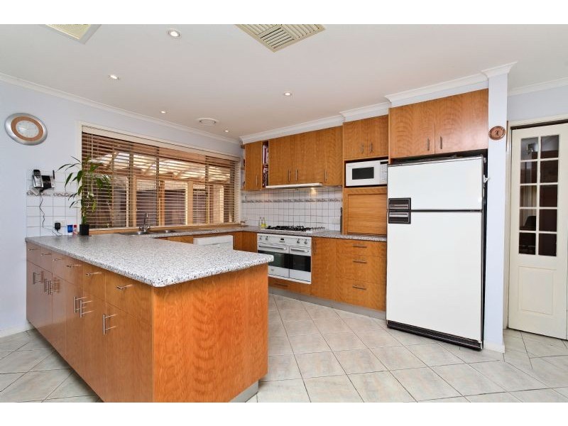 22 Simmington Circuit, Greenvale VIC 3059