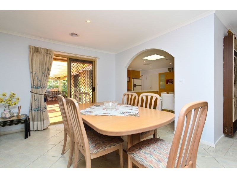 22 Simmington Circuit, Greenvale VIC 3059