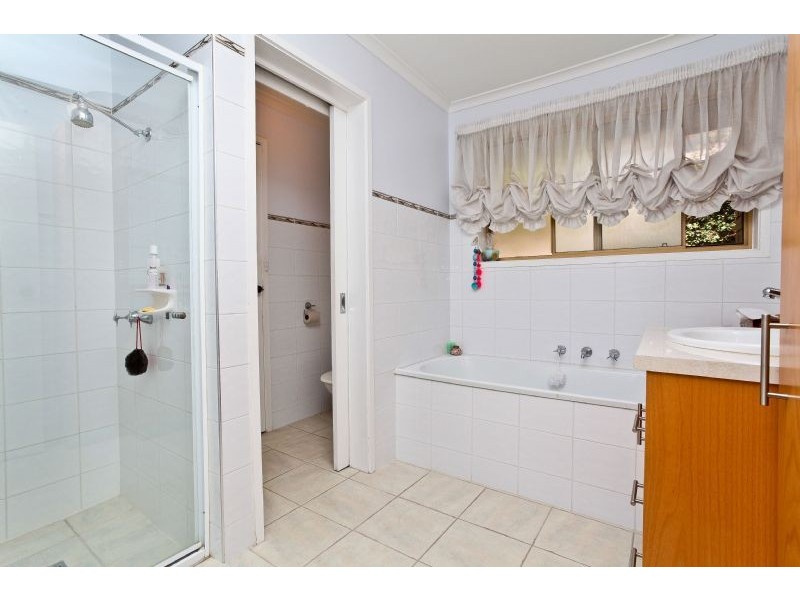 22 Simmington Circuit, Greenvale VIC 3059