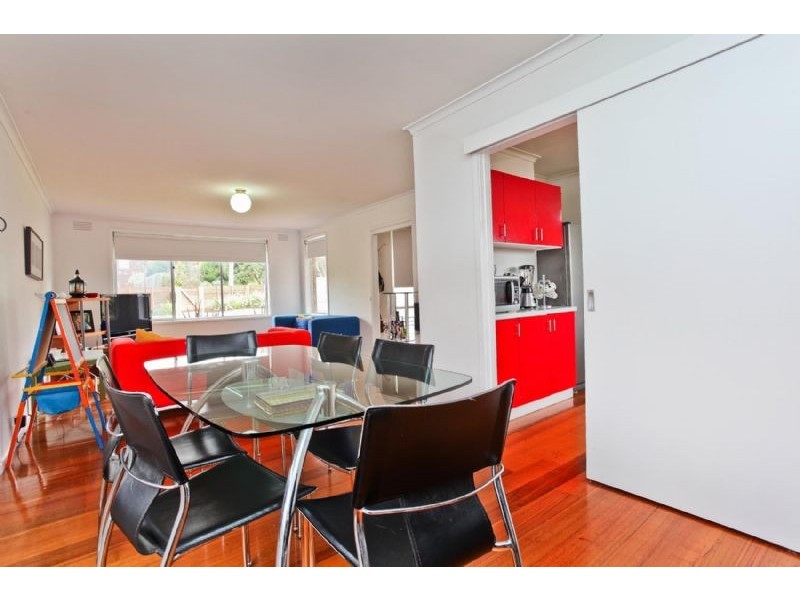6 Dalton Place, Gladstone Park VIC 3043