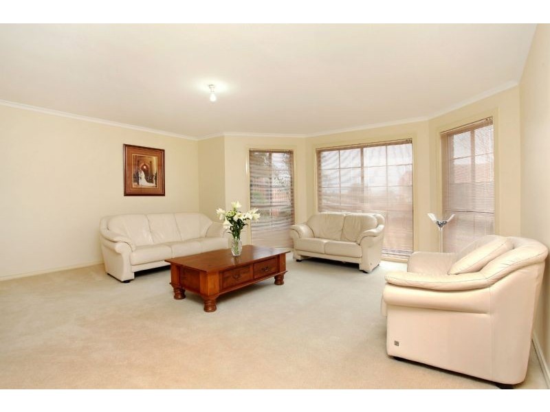 14 Piccadilly Court, Greenvale VIC 3059