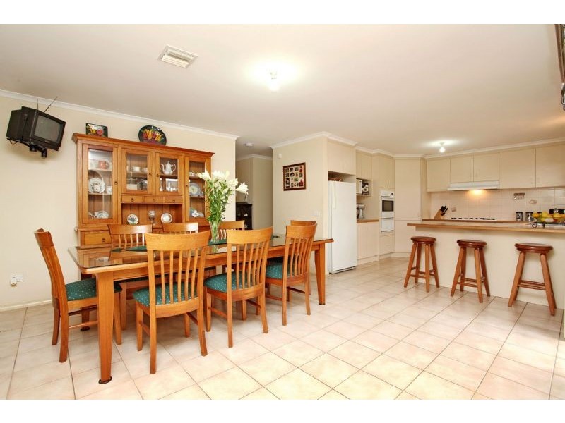 14 Piccadilly Court, Greenvale VIC 3059