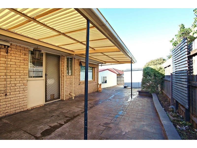 20 Beresford Crescent, Gladstone Park VIC 3043