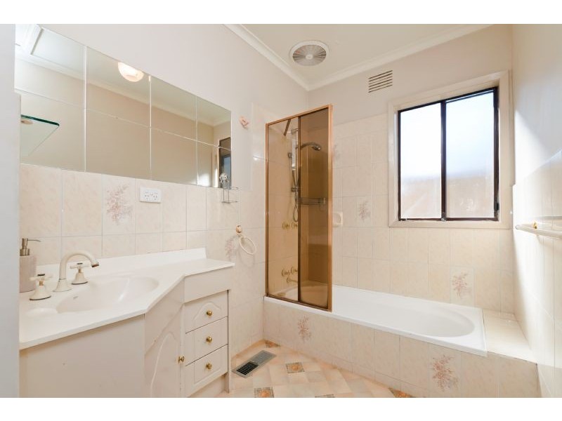 16 Pascoe Street, Westmeadows VIC 3049