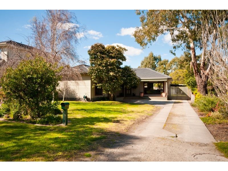 16 Pascoe Street, Westmeadows VIC 3049