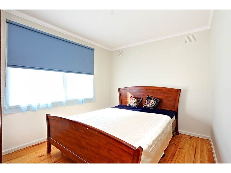 20 Beresford Crescent, Gladstone Park VIC 3043