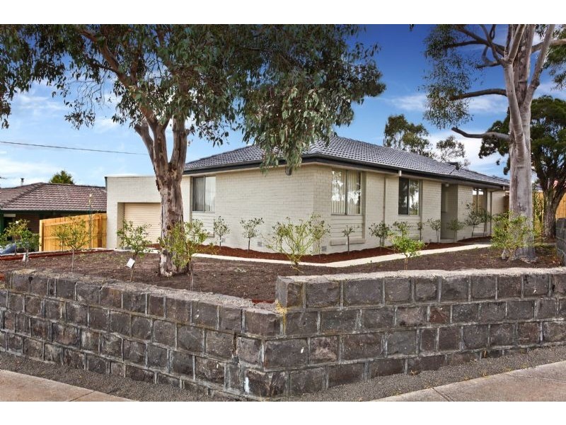 1/2 Alvie Court, Westmeadows VIC 3049