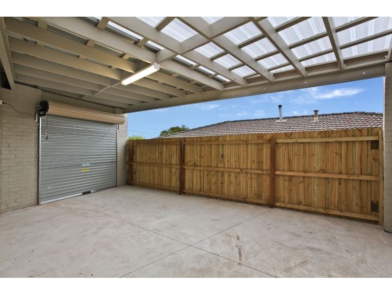 1/2 Alvie Court, Westmeadows VIC 3049