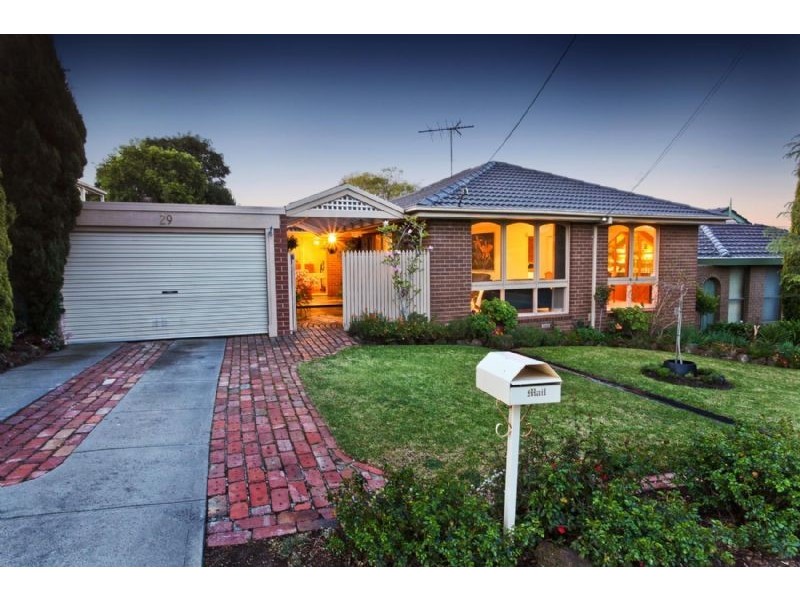 29 Beresford Crescent, Gladstone Park VIC 3043