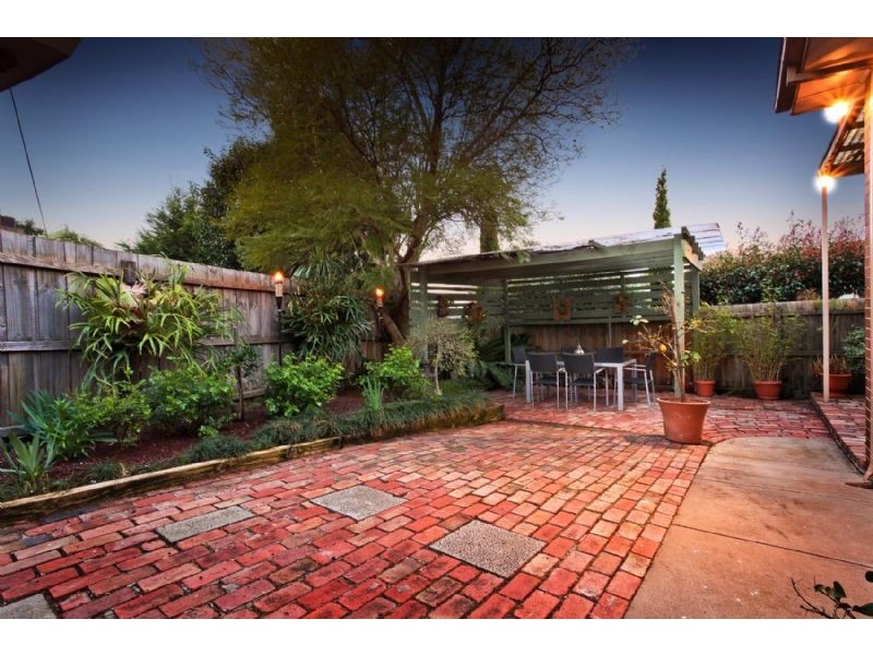 29 Beresford Crescent, Gladstone Park VIC 3043