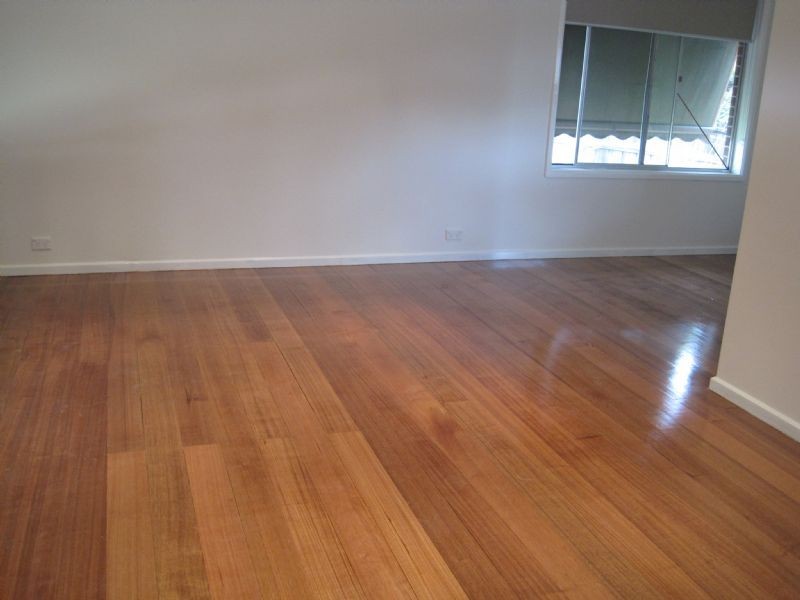 19 Parnell Crescent, Gladstone Park VIC 3043
