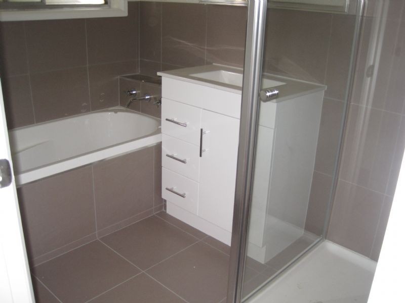 19 Parnell Crescent, Gladstone Park VIC 3043