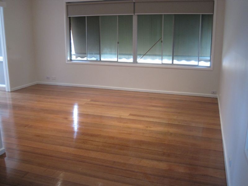 19 Parnell Crescent, Gladstone Park VIC 3043