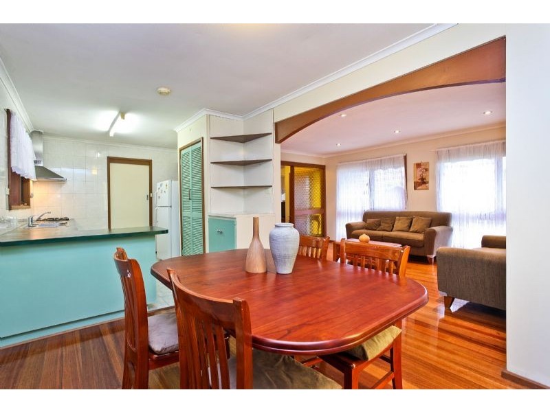 54 Burnleigh Drive, Gladstone Park VIC 3043
