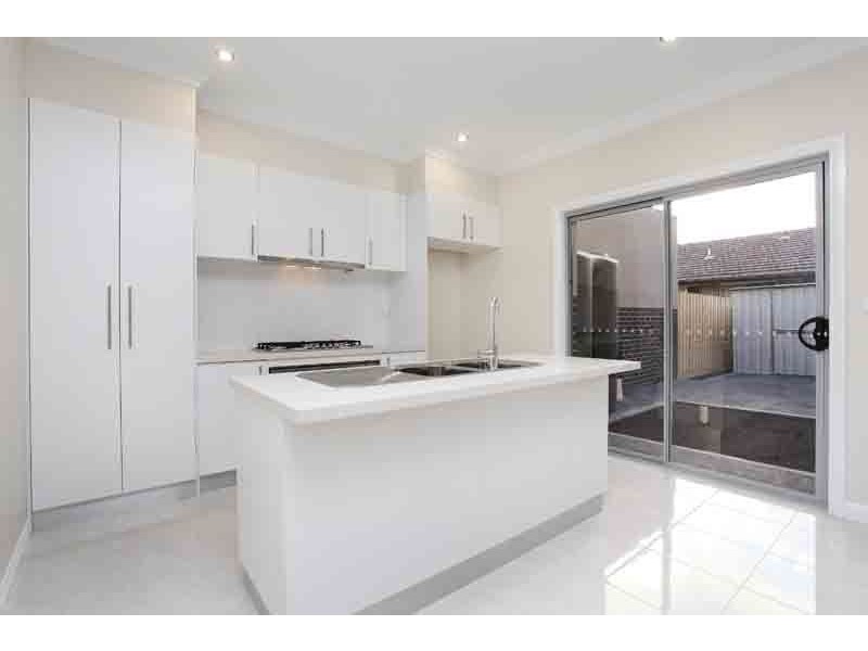 1/27 Waratah Avenue, Tullamarine VIC 3043