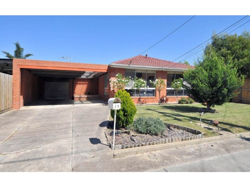38 Lackenheath Drive, Tullamarine VIC 3043