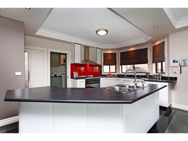 16 Arkley Drive, Greenvale VIC 3059